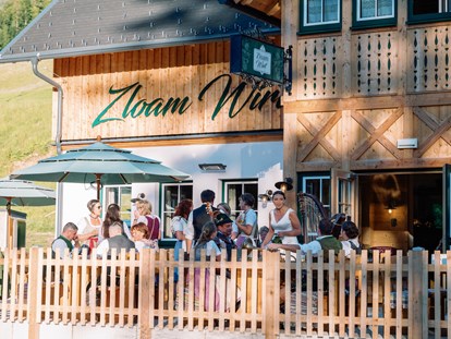 Destination-Wedding - Art der Location: Restaurant - Die Agape im Narzissendorf Zloam beim Zloam Wirt. - Narzissendorf Zloam
