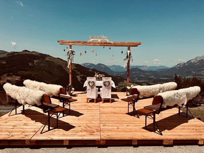 Destination-Wedding - Tiroler Unterland - Unsere Plattform für freie Trauungen mit traumhaftem Weitblick. - jezz AlmResort Ellmau