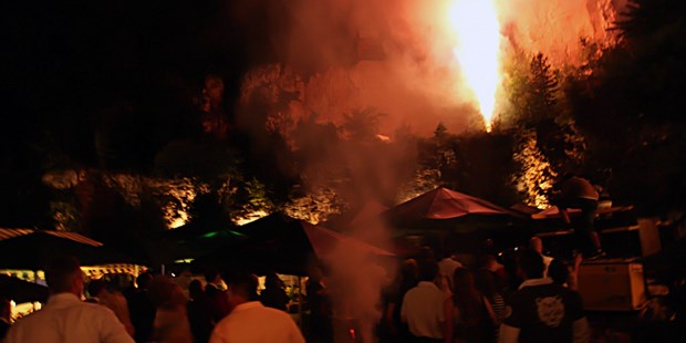 Destination-Wedding - Region Schwaben - Feuerwerk zur Hochzeit - Hotel und Restaurant Lochmühle