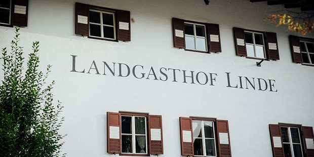Destination-Wedding - Tiroler Unterland - Feiern Sie Ihre Hochzeit im Landgasthof & Hotel Linde in 6275 Stumm.
foto © blitzkneisser.com - Landgasthof & Hotel Linde