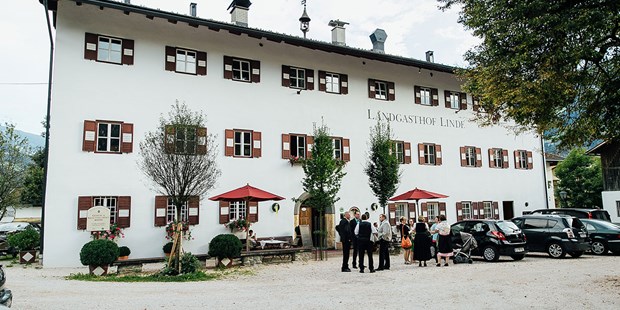 Destination-Wedding - Tiroler Unterland - Feiern Sie Ihre Hochzeit im Landgasthof & Hotel Linde in 6275 Stumm.
foto © blitzkneisser.com - Landgasthof & Hotel Linde
