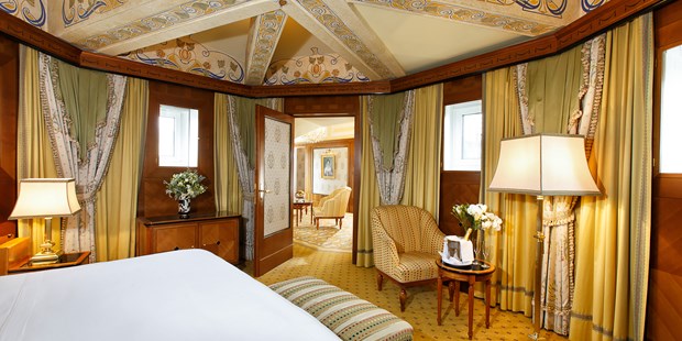 Destination-Wedding - Donauraum - Penthouse-Suite Schlafzimmer - Eine unsere beliebtesten Honeymoon Suiten - Hotel Bristol Vienna
