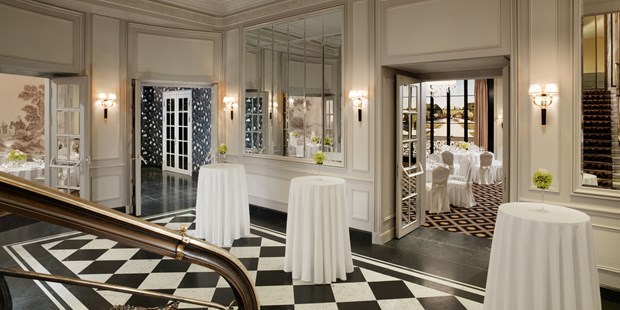 Destination-Wedding - Donauraum - Das Foyer unseres Banquet Floors ... Perfekt für Ihren Aperitif! - Hotel Bristol Vienna