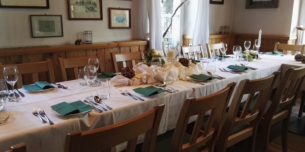 Destination-Wedding - Umgebung: am Land - Gemütliches Kaminzimmer für gemeinsame Stunden. - Bergwirtschaft Bieleboh Restaurant & Hotel