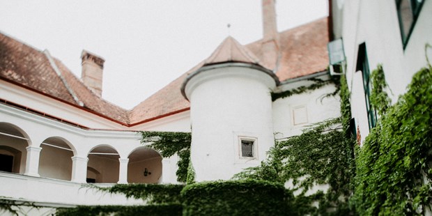 Destination-Wedding - Hunde erlaubt - Arkadenhof im Schloss Ernegg (Niederösterreich)   - Schloss Ernegg