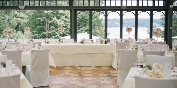 Destination-Wedding - Bayern - Feiern Sie Ihre Hochzeit in der La Villa am Starnberger See.
Foto © formafoto.net - LA VILLA am Starnberger See 