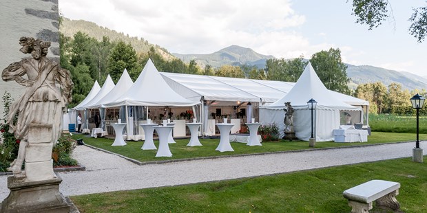 Destination-Wedding - Art der Location: Hotel / Chalet - elegantes Zelt im Schlossgarten - Schloss Prielau Hotel & Restaurants