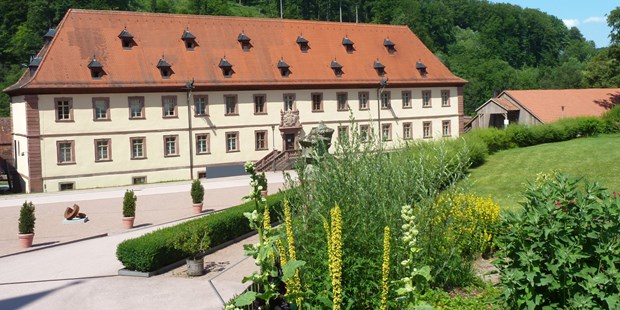 Destination-Wedding - Deutschland - Das Klosterhotel - Hotel Kloster & Schloss Bronnbach