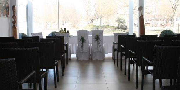 Destination-Wedding - Preisniveau Hochzeitsfeier: €€ - Standesamtliche Trauung in unserer Orangerie. - Birkenhof Restaurant & Landhotel ****