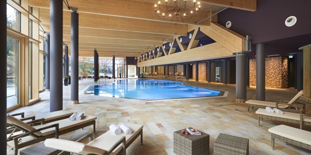 Destination-Wedding - Baden-Württemberg - Mineraltherme - Hotel Therme Bad Teinach